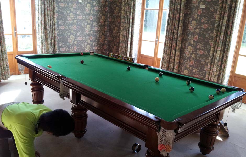 pool table removalists moving 3/4 size pool table